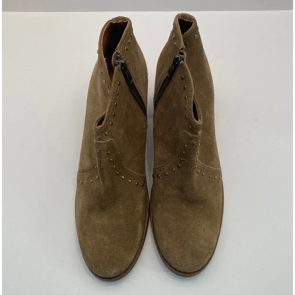 FRYE Nora Studded Suede Ankle Bootie Side Zip Sand Tan Women's Size 7.5‎